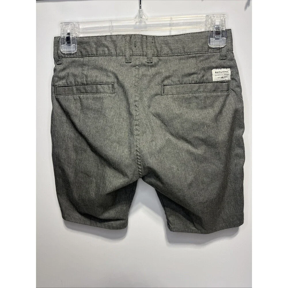 NEW Quicksilver gray shorts Everyday Union Stretch boys Size 8 Button + Zipper